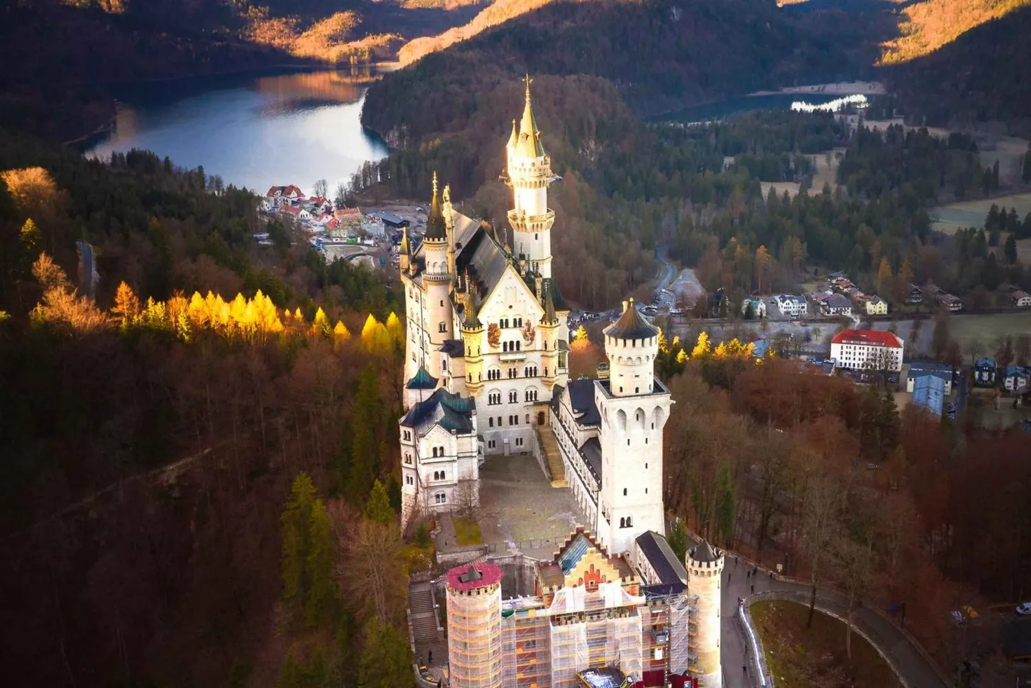 Neuschwanstein Castle: Day Trip from Munich + Roundtrip Transfer